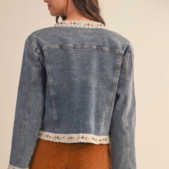 NWOT sz M Blue Denim Jacket with Crochet Details - Picture 3 of 7
